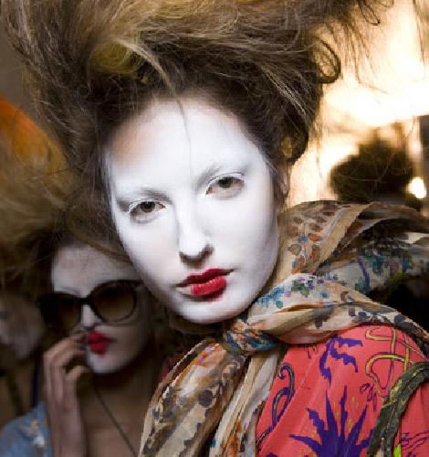 Fashion Trend: ESCAPISM