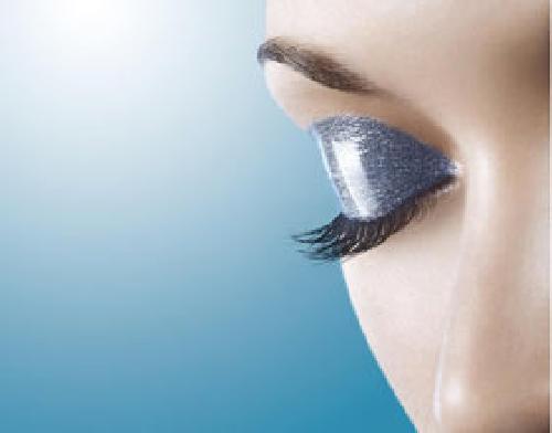 Machiajul Aqua - albastrul in cosmeticele de vara.